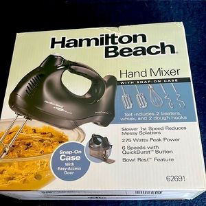 Hand mixer NEW IN BOX